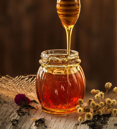 Meltonic Move & Nutri Miel Gelée Royale - Une formule équilibrée enrichie en miel et en gelée royale pour soutenir l'activité physique et favoriser une nutrition naturelle.